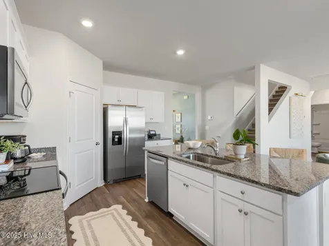 431 Oak Knoll Drive Jacksonville NC 28546