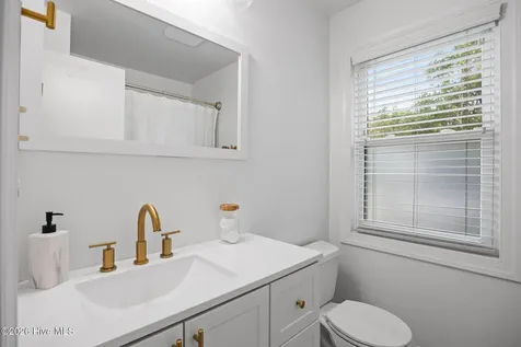 812 Monroe Avenue Carolina Beach NC 28428