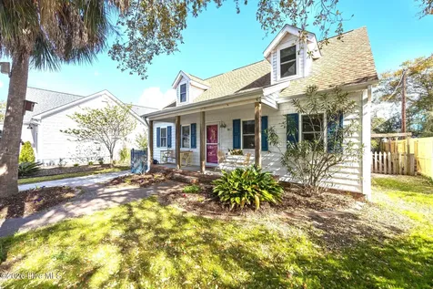 812 Monroe Avenue Carolina Beach NC 28428
