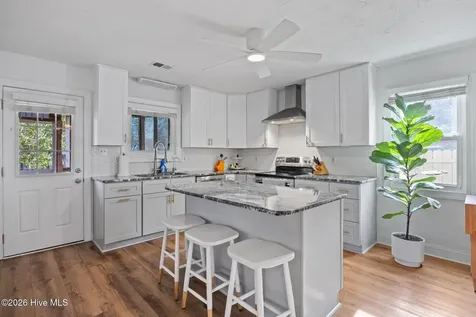812 Monroe Avenue Carolina Beach NC 28428