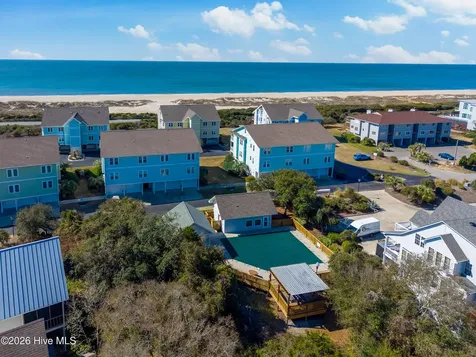 86 Foxfire Trace Oak Island NC 28465