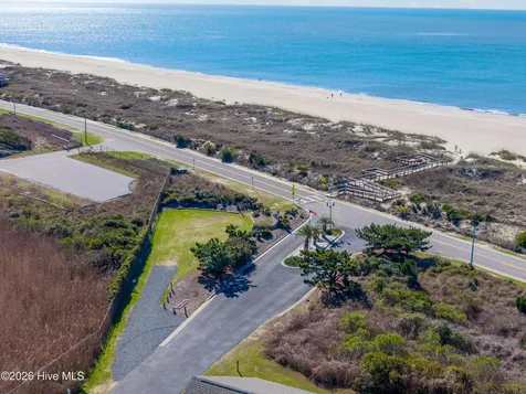 86 Foxfire Trace Oak Island NC 28465