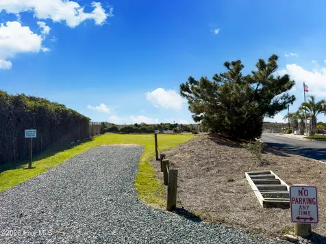 86 Foxfire Trace Oak Island NC 28465