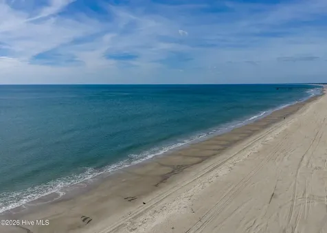 86 Foxfire Trace Oak Island NC 28465