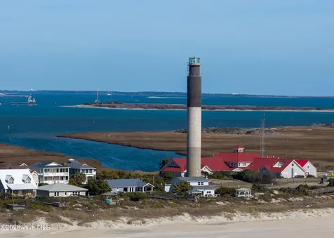 86 Foxfire Trace Oak Island NC 28465
