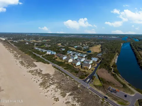 86 Foxfire Trace Oak Island NC 28465