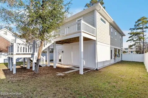 1903 W Yacht Drive Oak Island NC 28465