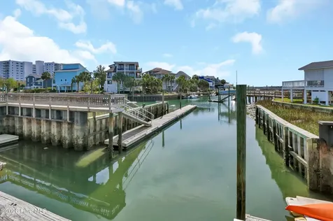 304 S Causeway Drive Wrightsville Beach NC 28480