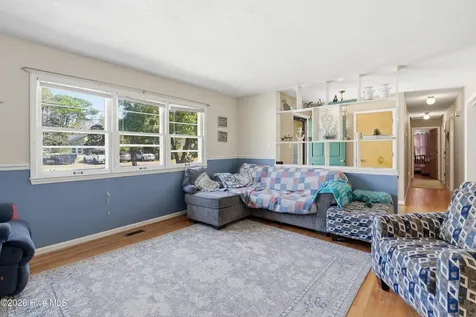 139 Stuart Avenue Southport NC 28461