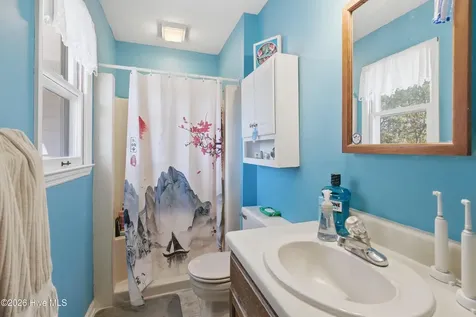 139 Stuart Avenue Southport NC 28461