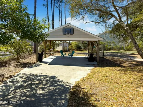 139 Stuart Avenue Southport NC 28461