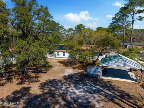 139 Stuart Avenue Southport NC 28461