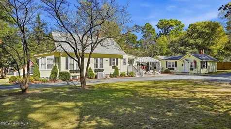 745 N May Street Southern Pines NC 28387