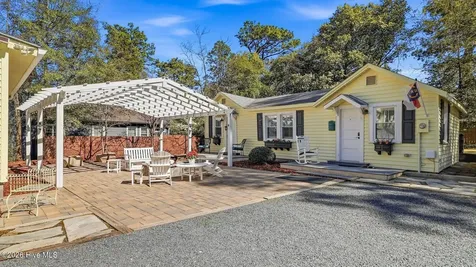 745 N May Street Southern Pines NC 28387