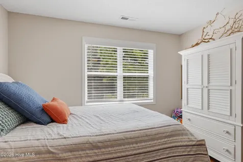 3030 Marsh Winds Circle Southport NC 28461