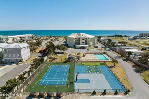 9100 Reed Drive Emerald Isle NC 28594