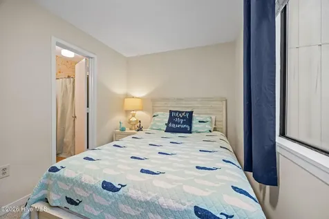 9100 Reed Drive Emerald Isle NC 28594