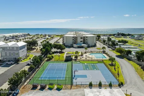 9100 Reed Drive Emerald Isle NC 28594