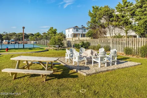 9100 Reed Drive Emerald Isle NC 28594