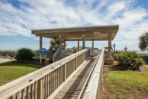 9100 Reed Drive Emerald Isle NC 28594
