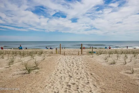 9100 Reed Drive Emerald Isle NC 28594