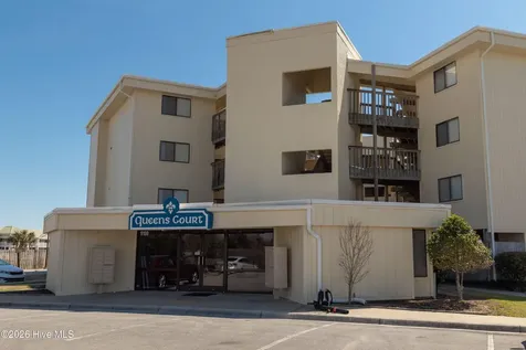 9100 Reed Drive Emerald Isle NC 28594