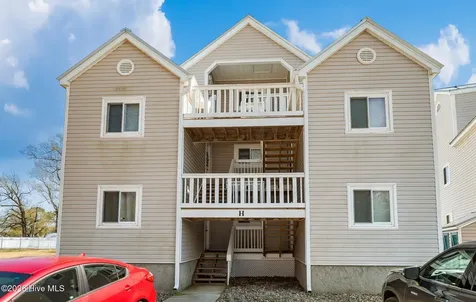 89 Country Club Drive Minnesott Beach NC 28510