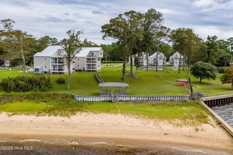 89 Country Club Drive Minnesott Beach NC 28510