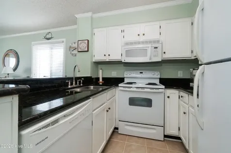 89 Country Club Drive Minnesott Beach NC 28510