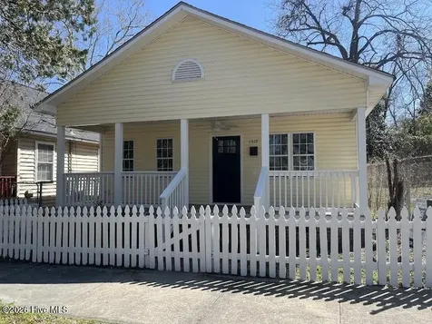 1312 Dock Street Wilmington NC 28401