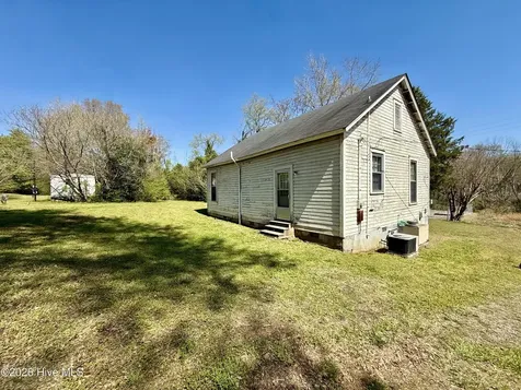 83 2nd Ave Pee Dee Rockingham NC 28379