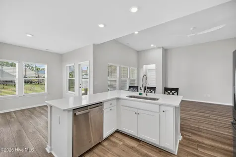 6914 English Holly Court SW Ocean Isle Beach NC 28469
