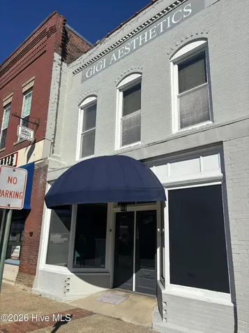 108 W Anderson Street Selma NC 27576
