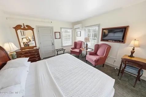 6715 S Croatan Highway Nags Head NC 27959