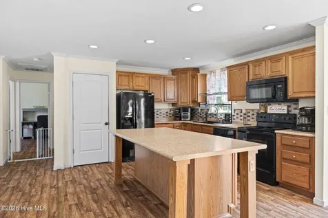 174 Sanders Drive Hubert NC 28539