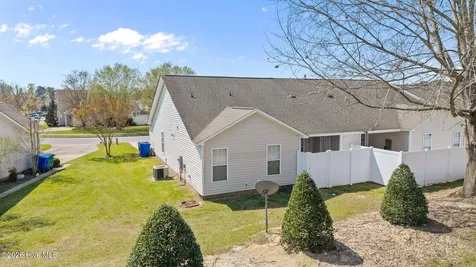 2564 Saddleback Drive Winterville NC 28590