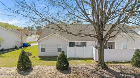 2564 Saddleback Drive Winterville NC 28590