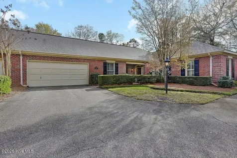 1910 Legare Court Wilmington NC 28403