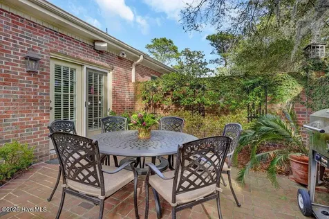 1910 Legare Court Wilmington NC 28403