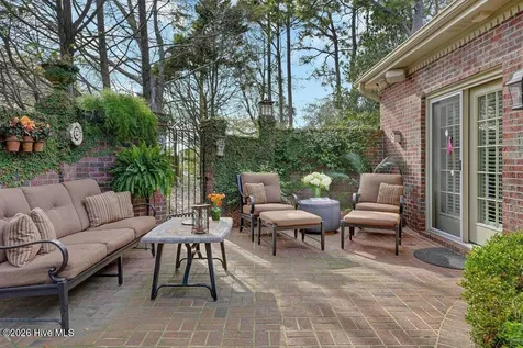 1910 Legare Court Wilmington NC 28403