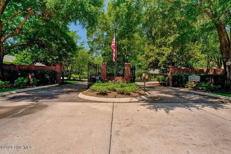 1910 Legare Court Wilmington NC 28403