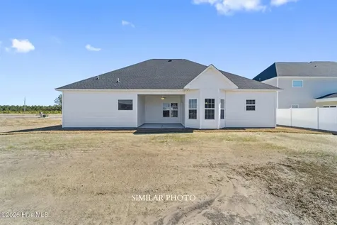 608 Barlowe Lane Jacksonville NC 28546