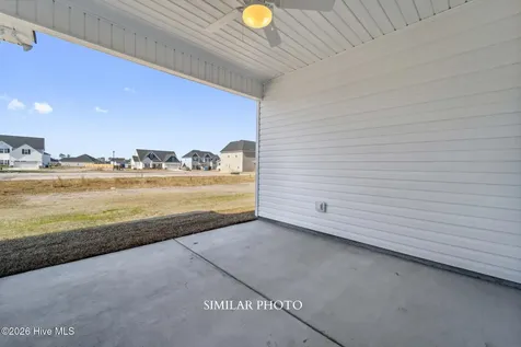 608 Barlowe Lane Jacksonville NC 28546