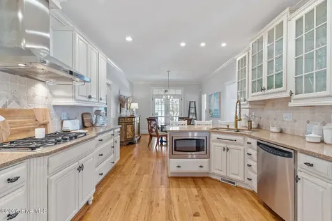 100 King Arthur Drive Wilmington NC 28403