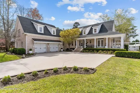 100 King Arthur Drive Wilmington NC 28403