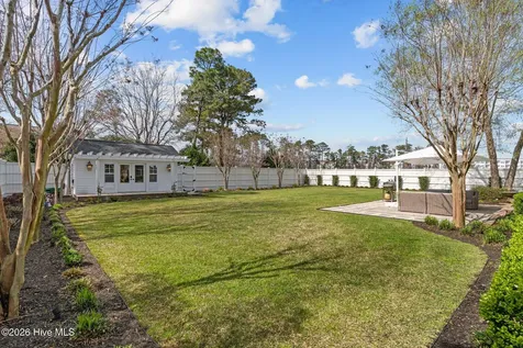 100 King Arthur Drive Wilmington NC 28403