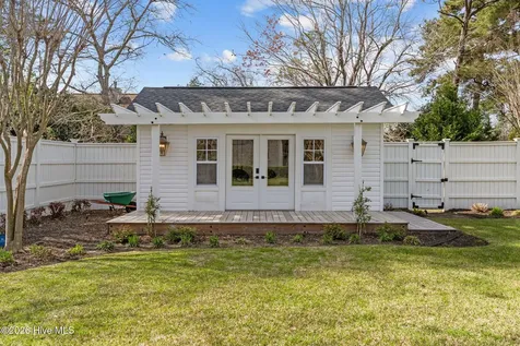100 King Arthur Drive Wilmington NC 28403