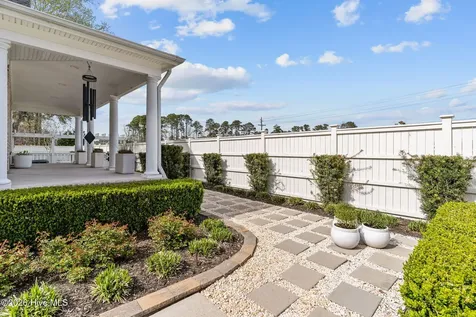 100 King Arthur Drive Wilmington NC 28403