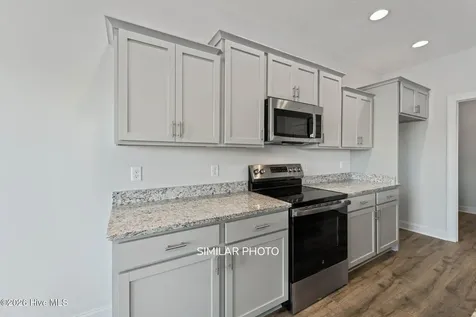 606 Barlowe Lane Jacksonville NC 28546