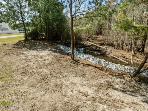 207 Everett Park Trail Holly Ridge NC 28445
